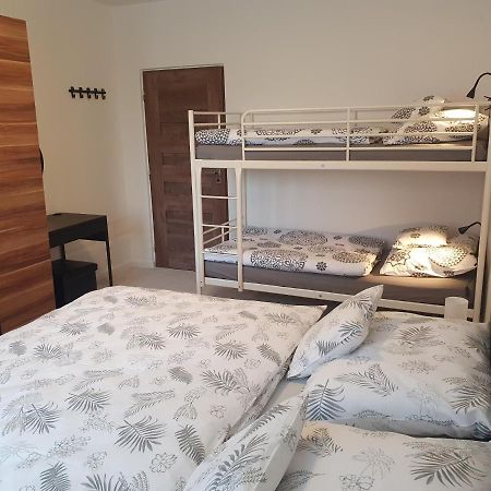 Family Apartman Kovarska Luaran gambar