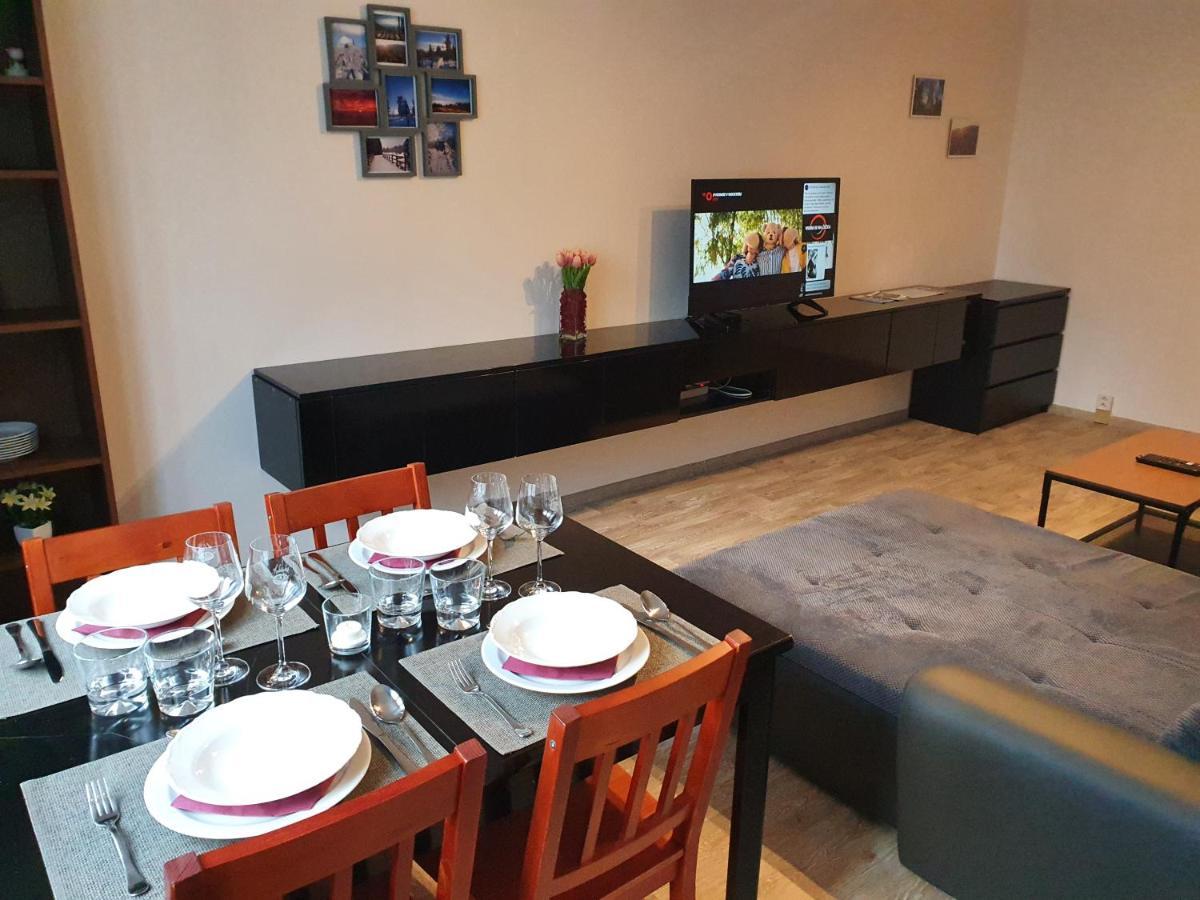 Family Apartman Kovarska Luaran gambar