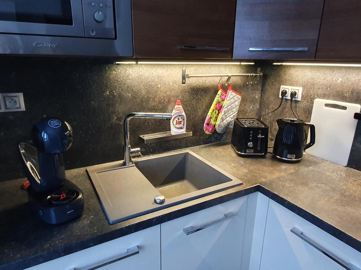 Family Apartman Kovarska Luaran gambar