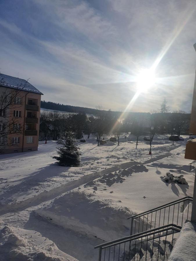 Family Apartman Kovarska Luaran gambar