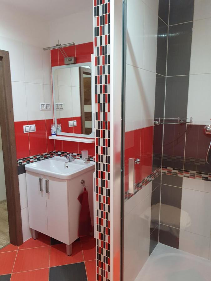 Family Apartman Kovarska Luaran gambar