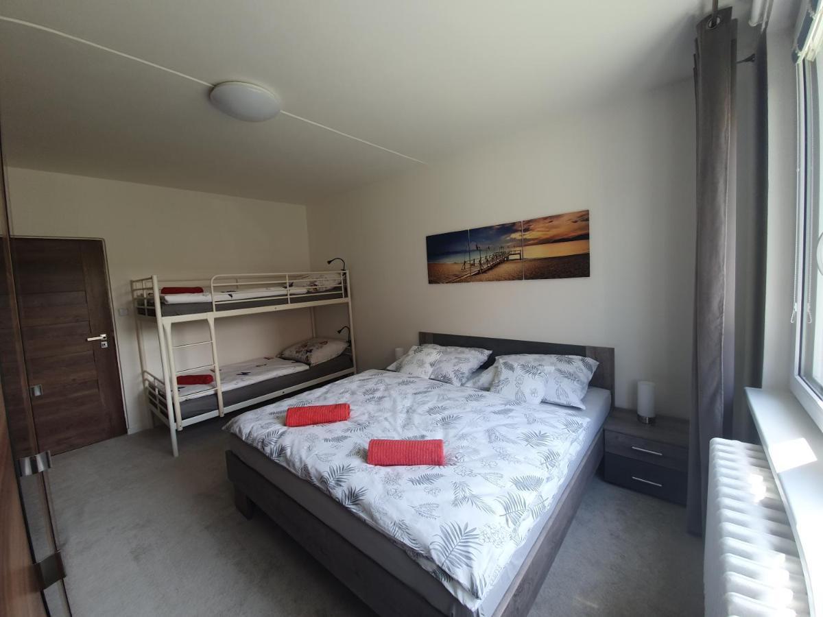 Family Apartman Kovarska Luaran gambar